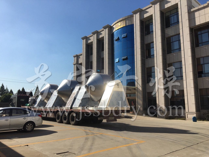 SZG系列双锥回转真空干燥机